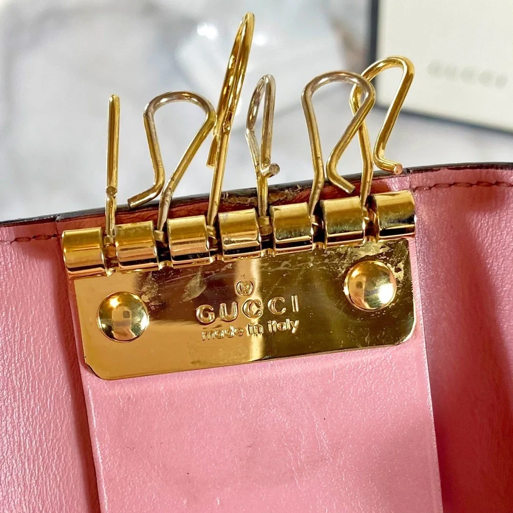 Gucci Guccissima Icon Signature 6 Key Holder